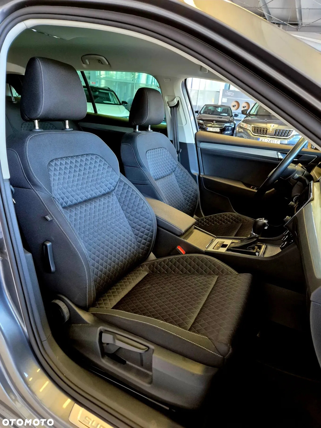Skoda Superb 1.5 TSI Ambition DSG - 14
