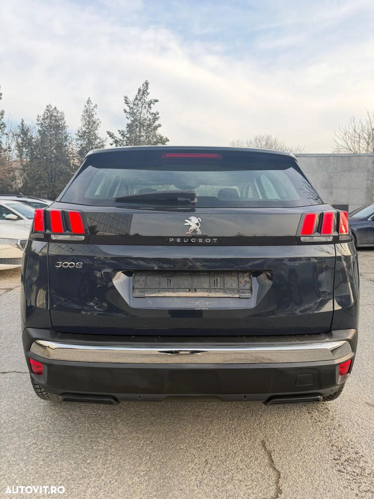Peugeot 3008 - 11
