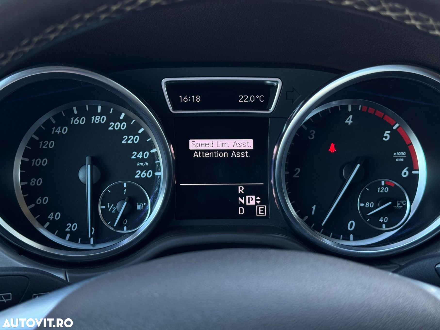 Mercedes-Benz ML - 12