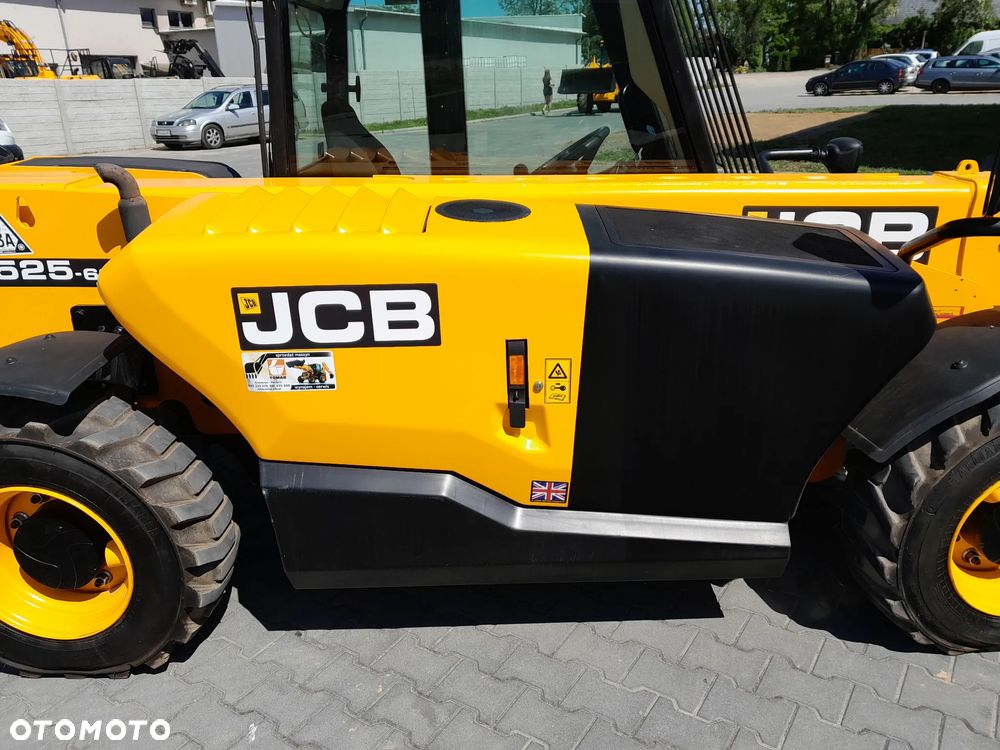 JCB 525-60 - 11