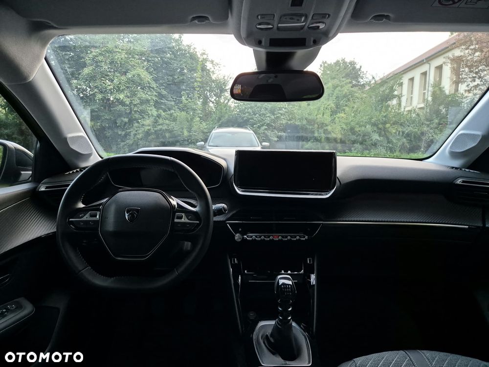 Peugeot 208 1.2 T Allure S&S - 5