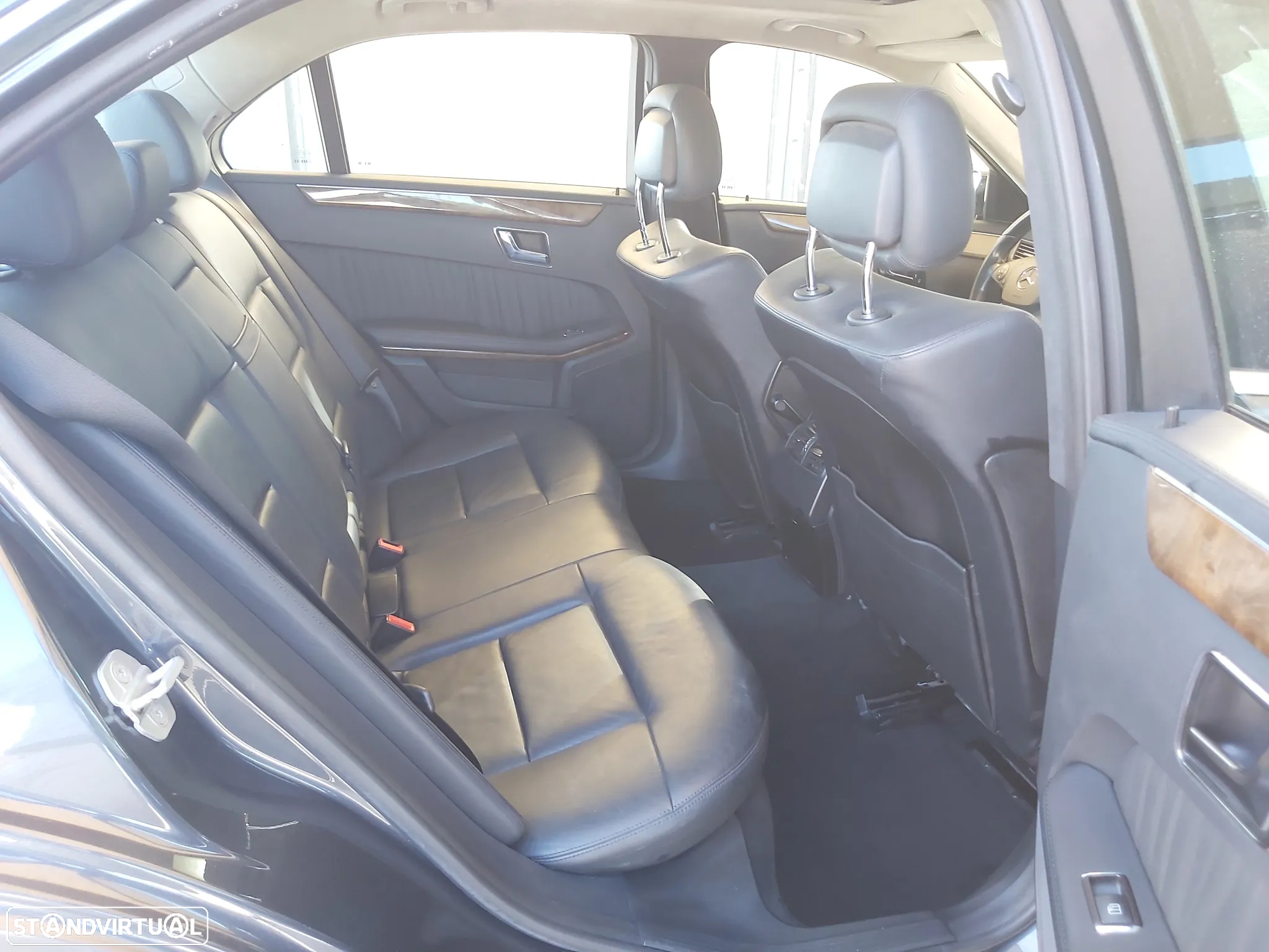 Mercedes-Benz E 350 CDi Elegance BlueEfficiency - 30