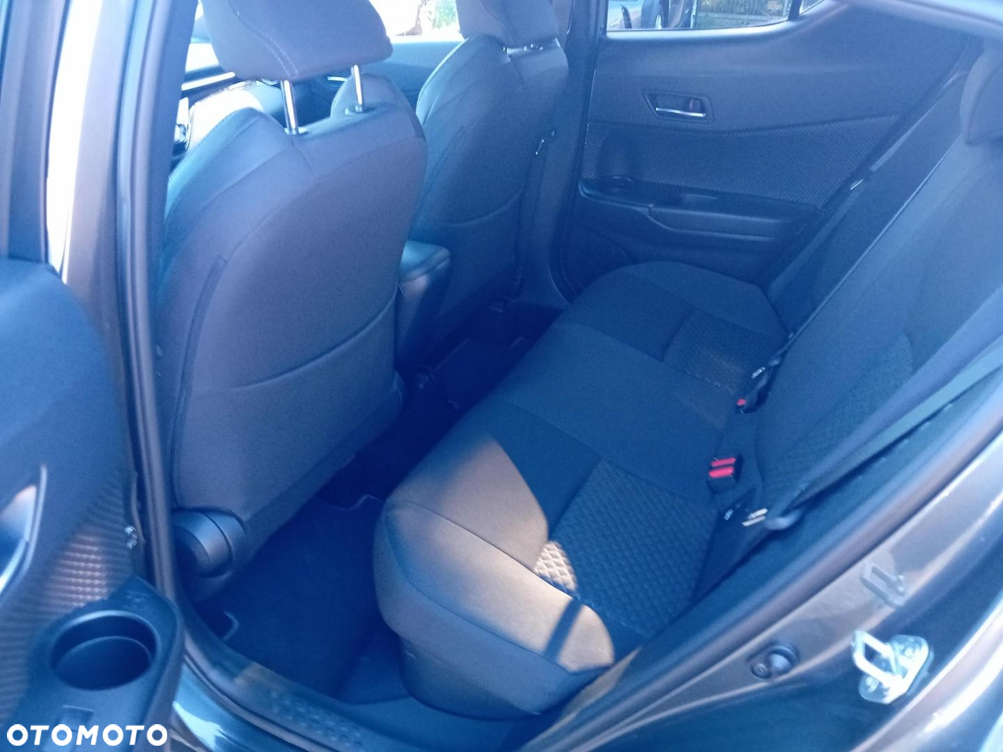 Toyota C-HR 1.8 Hybrid Style - 12