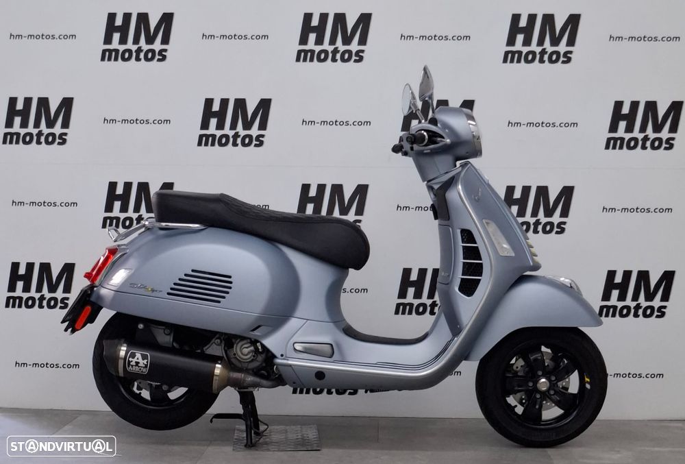 Vespa GTS Super TECH - 1