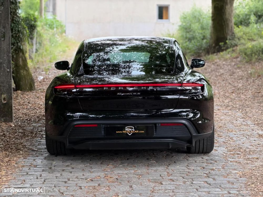 Porsche Taycan 4S Bateria Performance Plus - 43