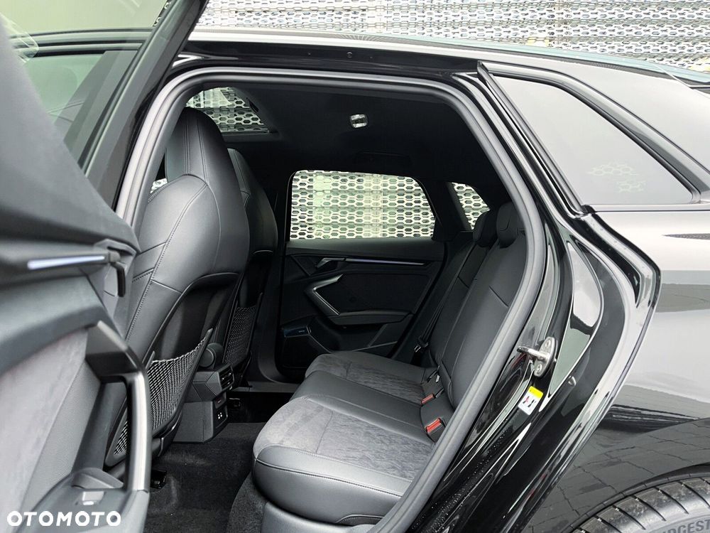 Audi RS3 Sportback - 24