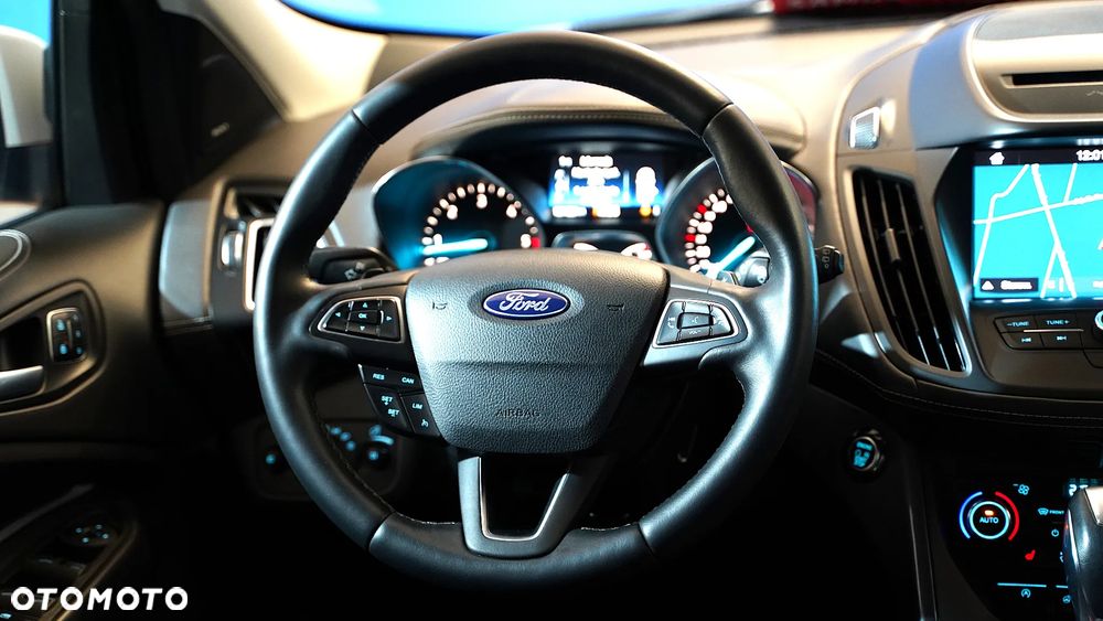Ford Kuga - 26