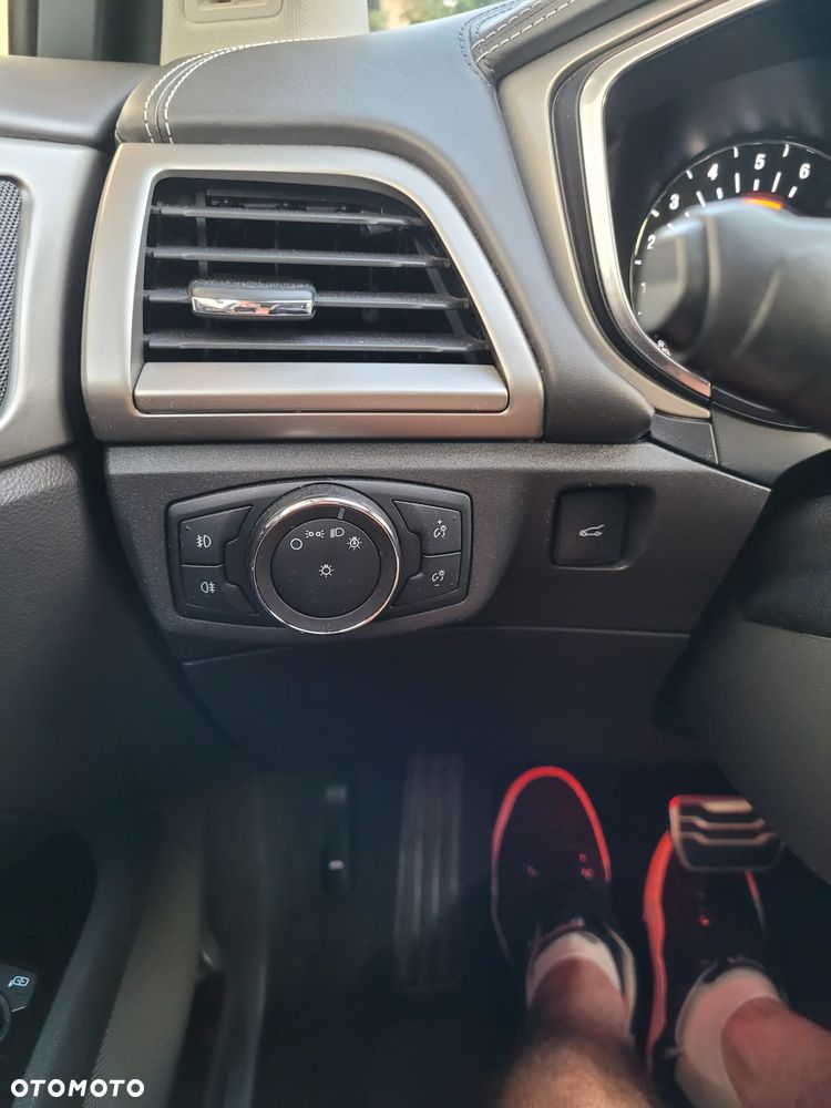 Ford Mondeo Vignale 2.0 TDCi 4WD PowerShift - 23