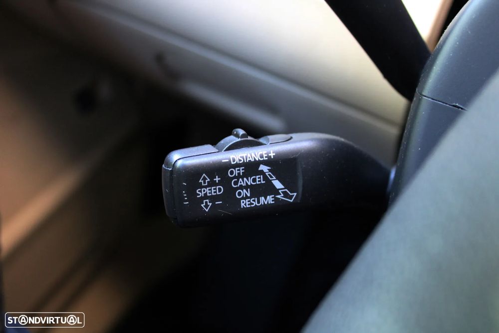 VW Passat Alltrack 2.0 TDI 4Motion DSG BlueMotion Tec - 38