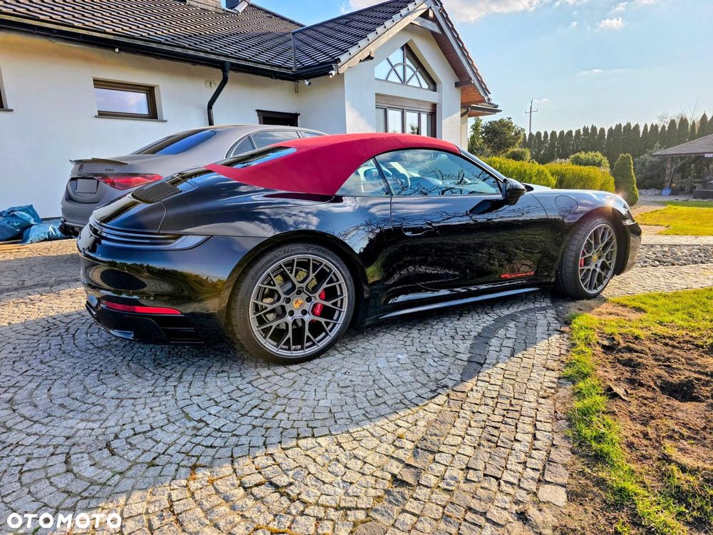 Porsche 911 Carrera 4S - 19