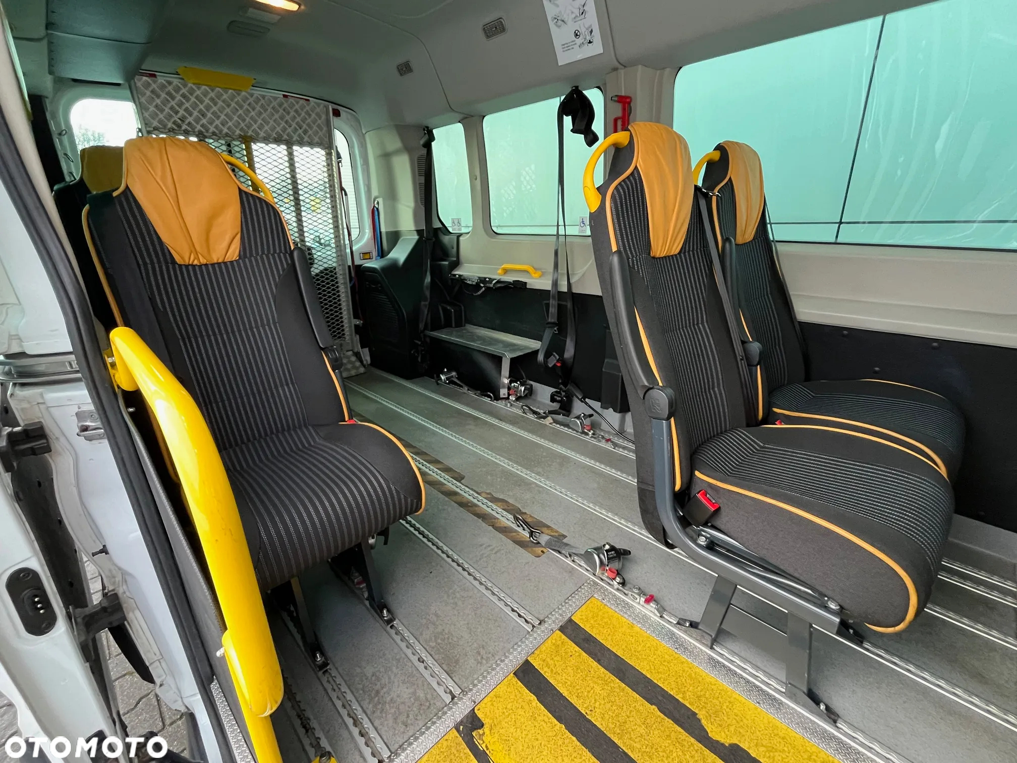 Ford Transit - 16