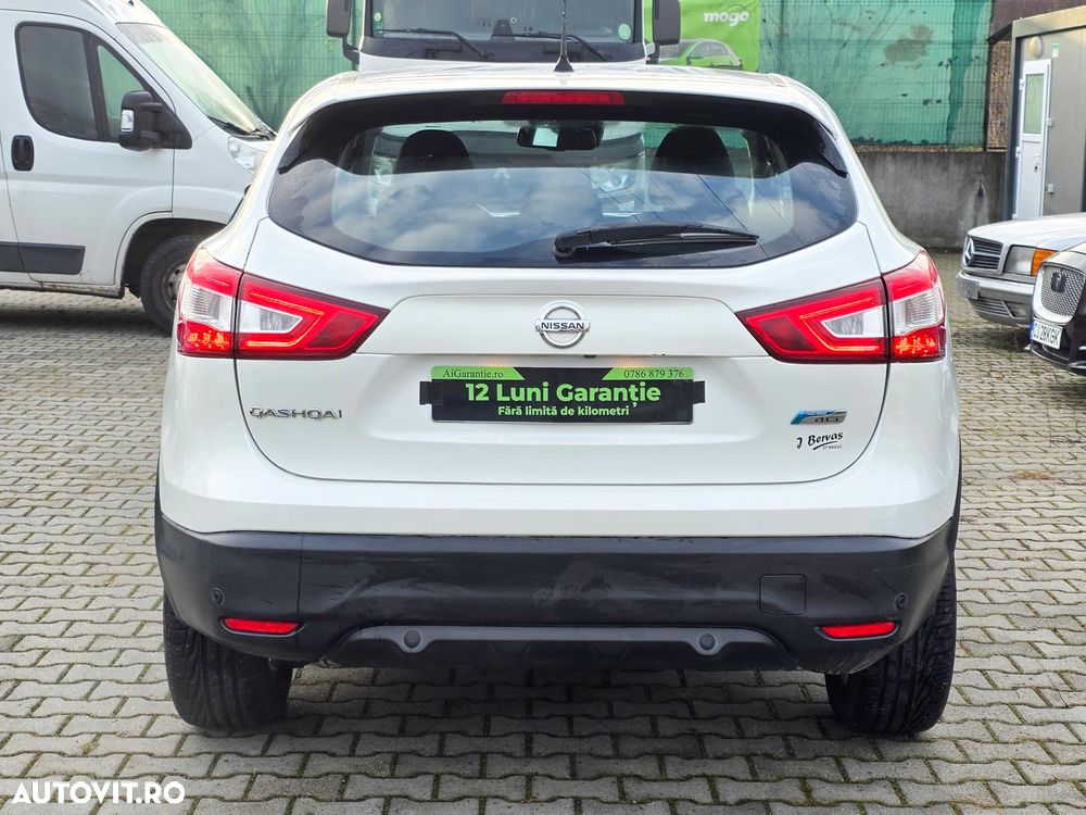 Nissan Qashqai 1.5 DCI N-Connecta - 10