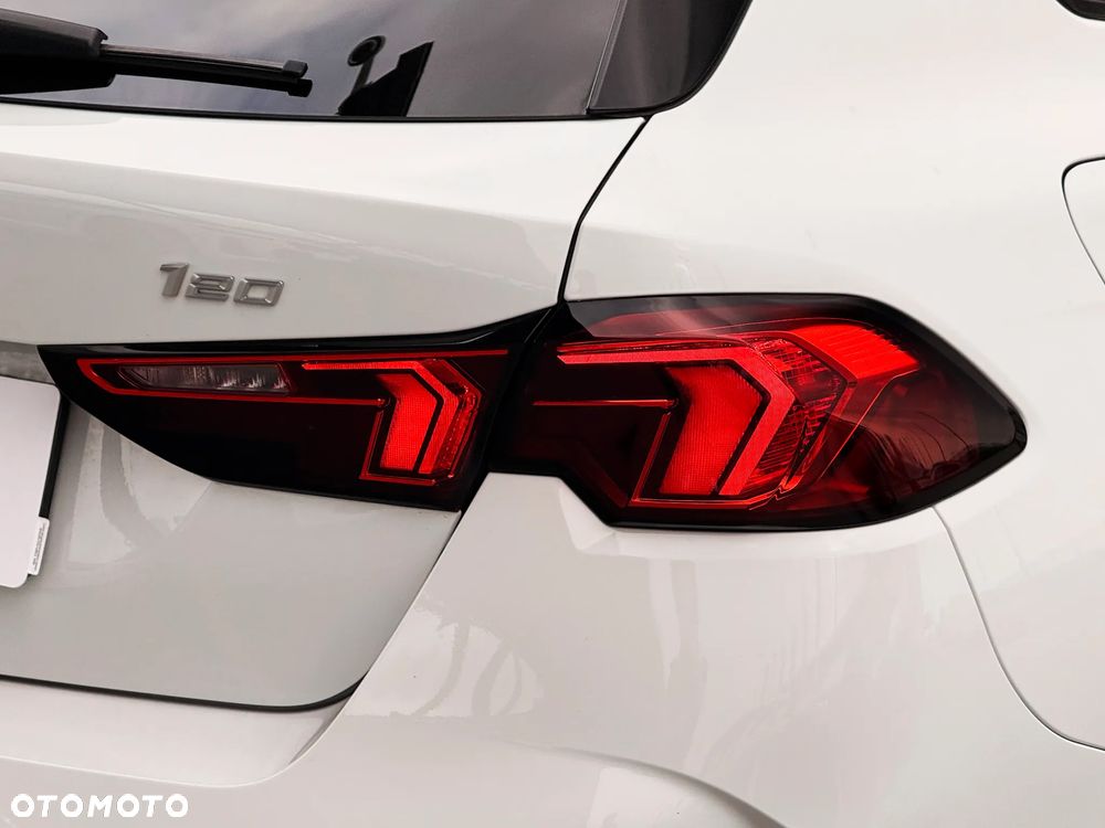 BMW Seria 1 120 - 10