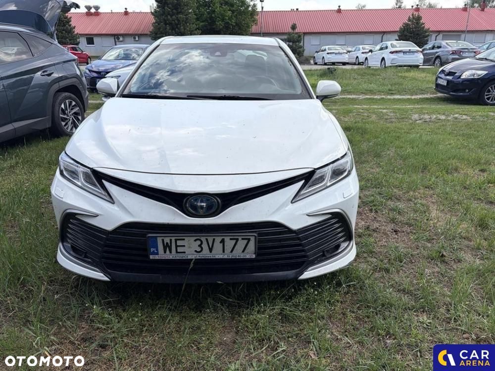 Toyota Camry - 7