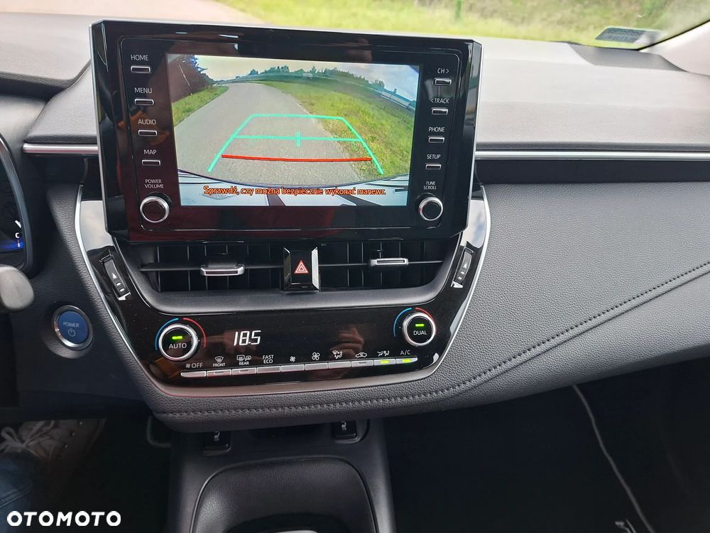 Toyota Corolla 1.8 Hybrid Comfort - 34
