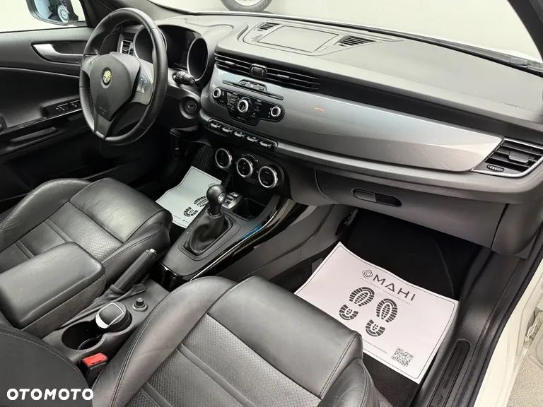 Alfa Romeo Giulietta 2.0 JTDM 20V TCT Speciale - 17