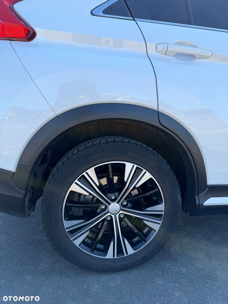 Mitsubishi Eclipse Cross - 7