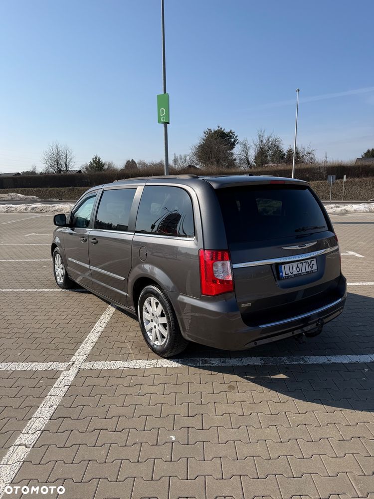 Chrysler Town & Country 3.6 Touring - 8
