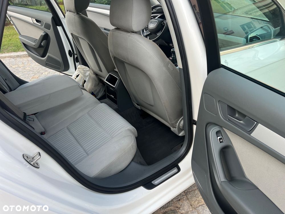 Audi A4 Avant 1.8 TFSI Ambiente - 10