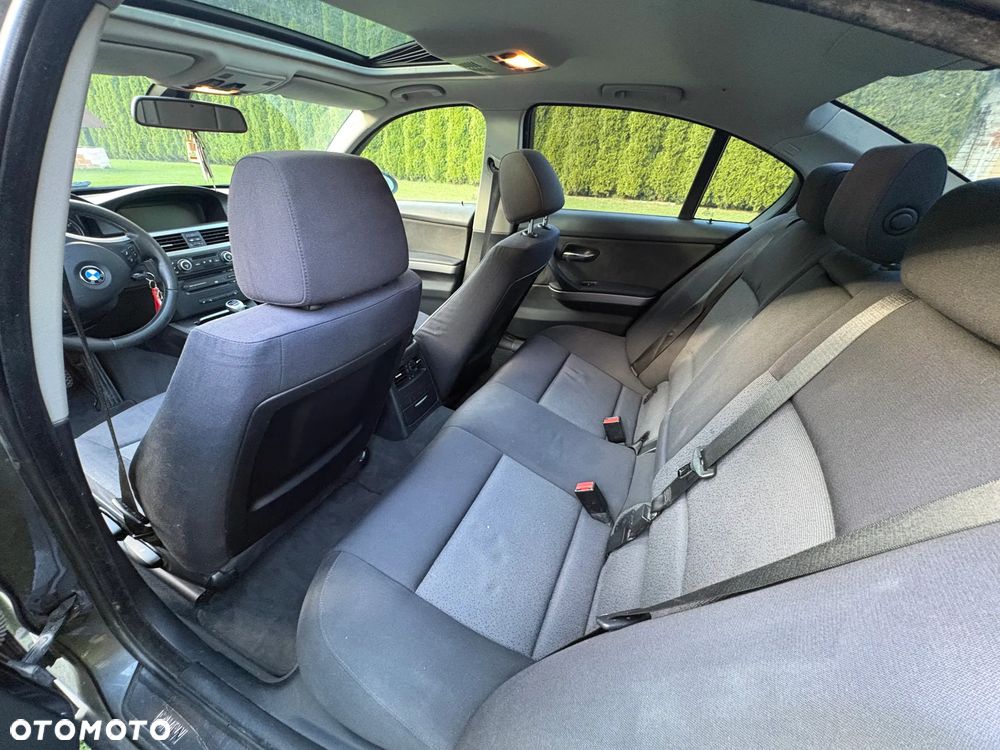 BMW Seria 3 320d - 12