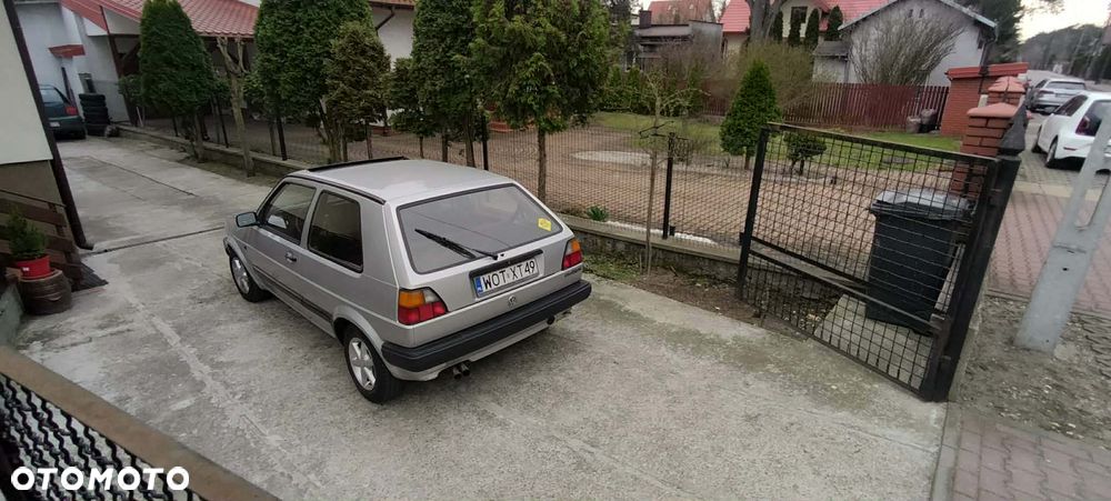 Volkswagen Golf 1.6 CL - 3