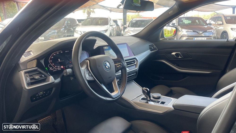 BMW 320 e Auto - 4