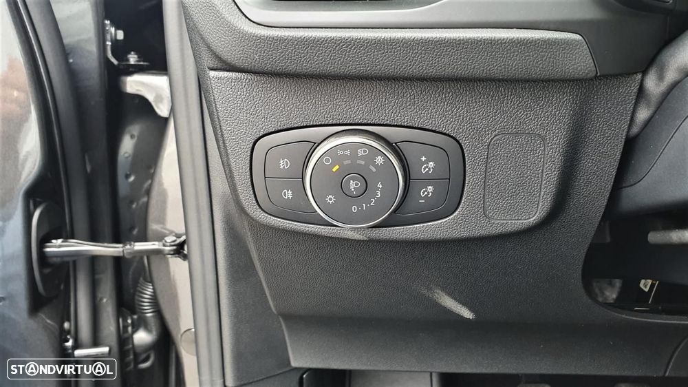 Ford Focus 1.0 EcoBoost MHEV Connected - 12