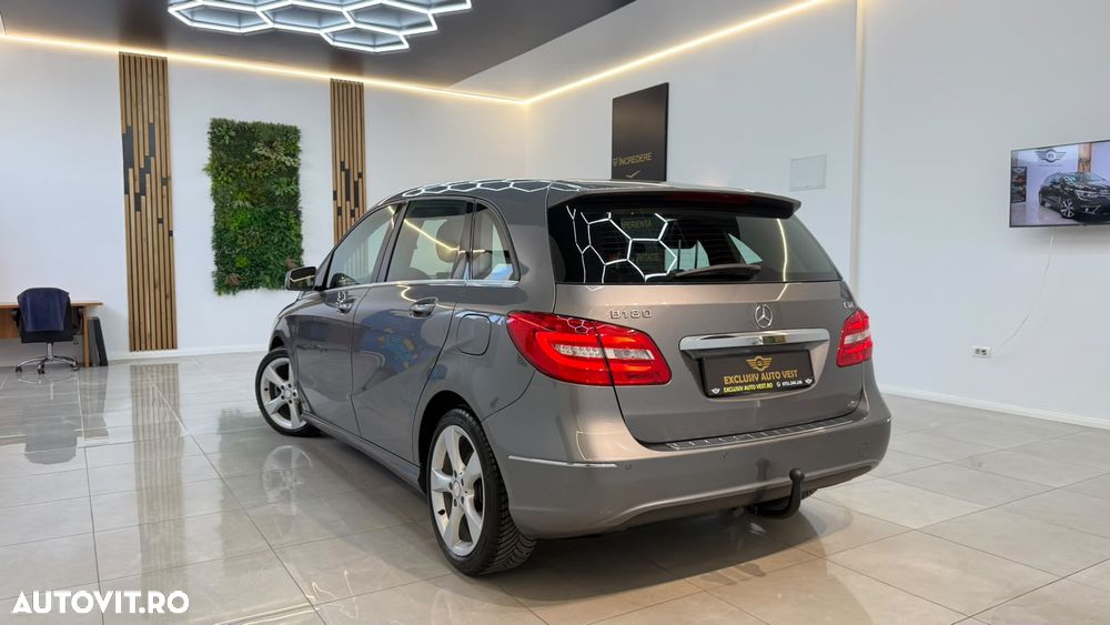 Mercedes-Benz B 180 - 5