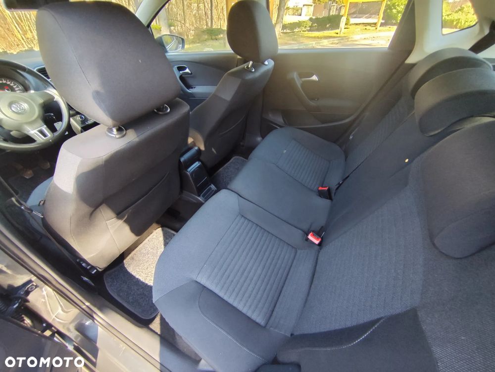 Volkswagen Polo 1.2 Comfortline - 23