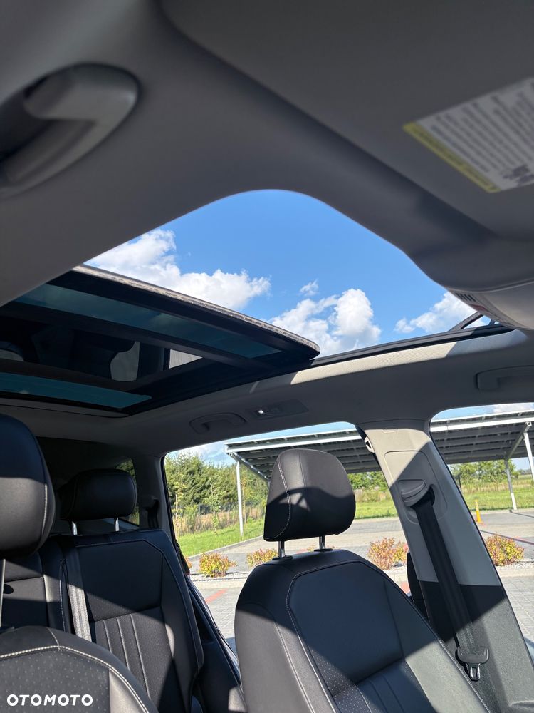 Volkswagen Tiguan Allspace - 18