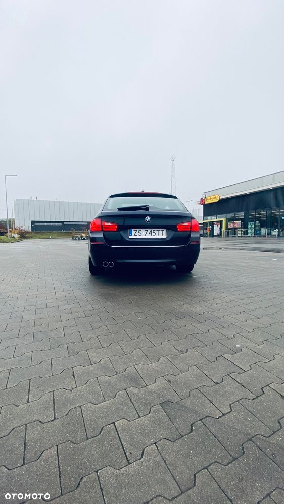 BMW Seria 5 525d xDrive Sport-Aut Modern Line - 10