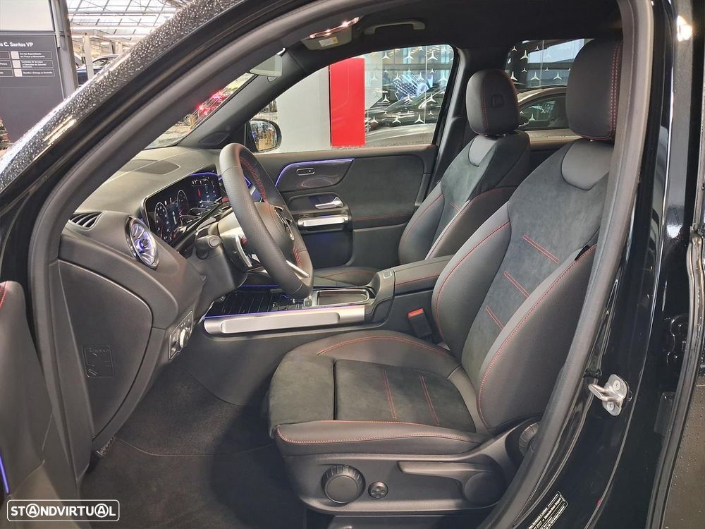 Mercedes-Benz GLB 180 d AMG Line - 11