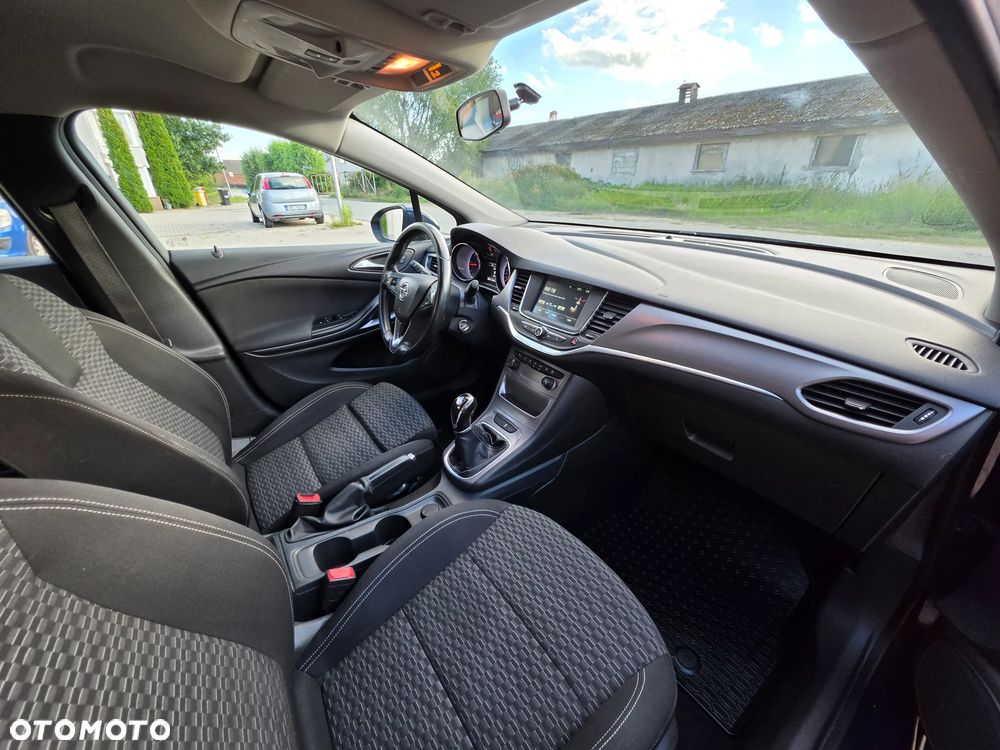 Opel Astra 1.6 CDTI Enjoy - 9