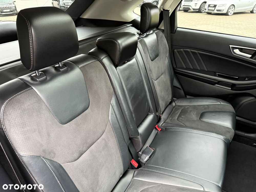 Ford Edge 2.0 TDCi Bi-Turbo 4x4 Sport - 31