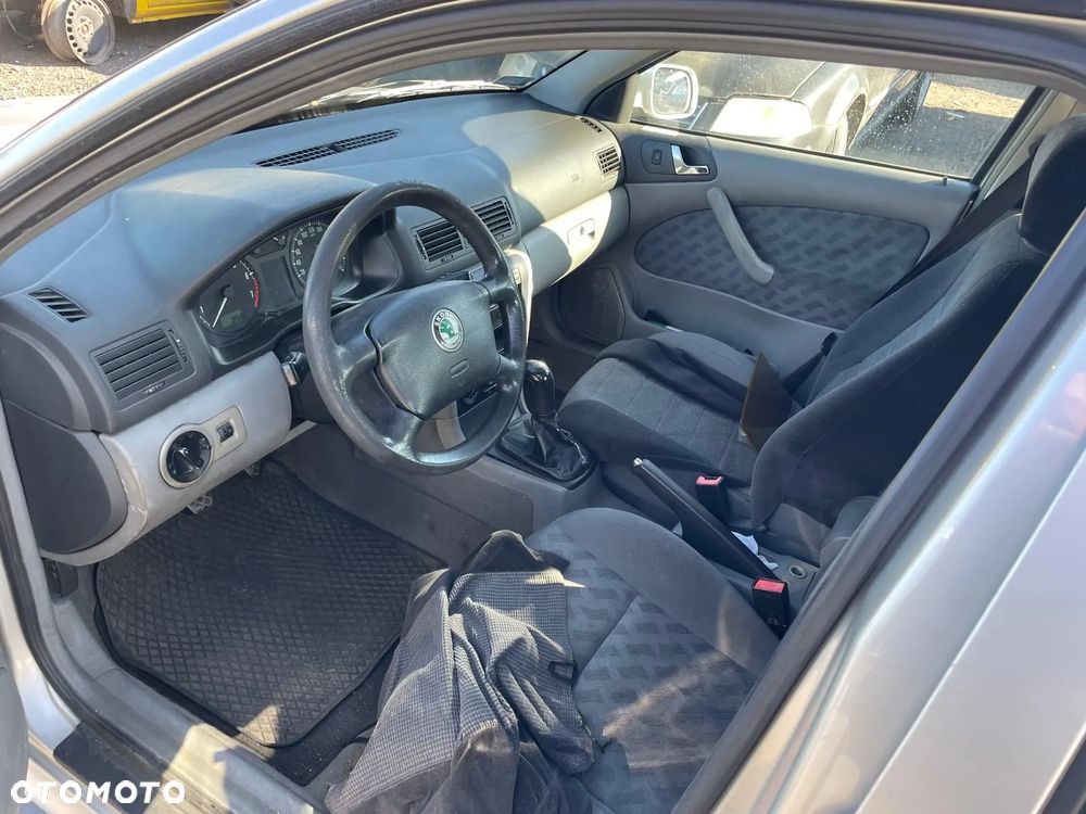 SKODA Octavia NA CZĘŚCI Kolor: L97A - 5
