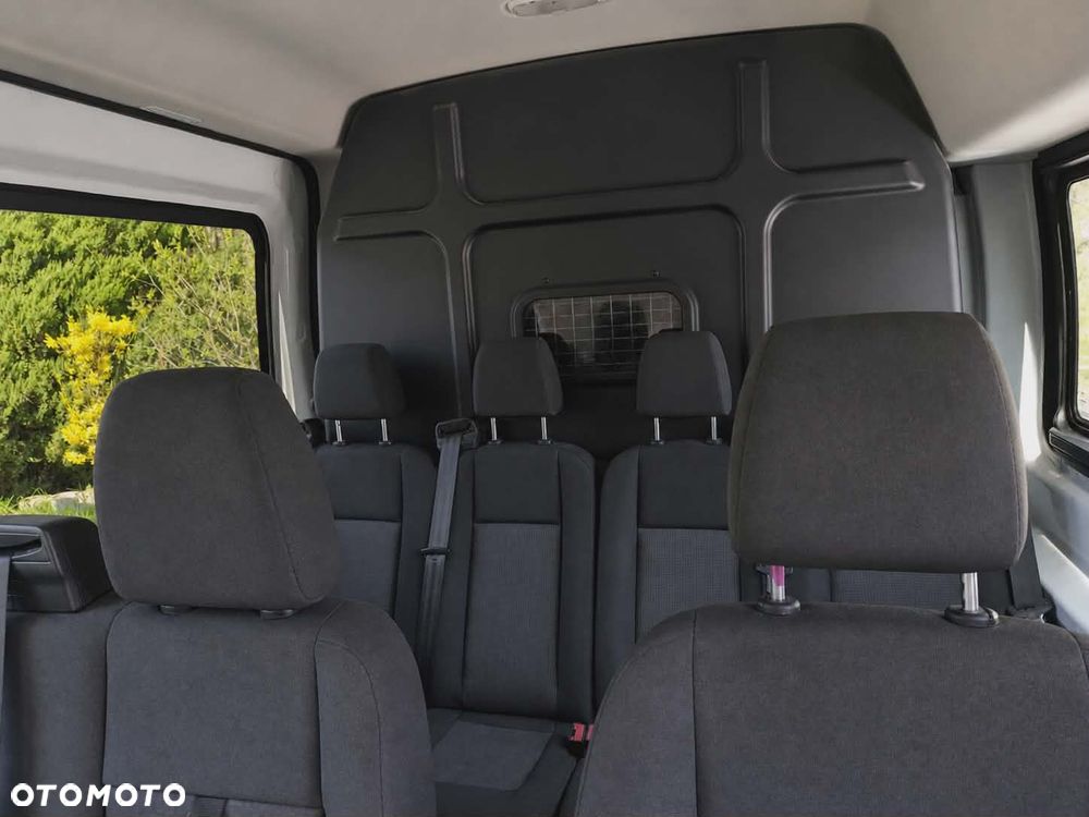 Ford Transit - 13