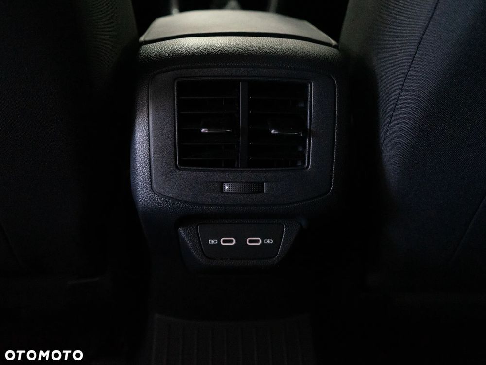 Volkswagen T-Roc 1.5 TSI Style DSG - 34