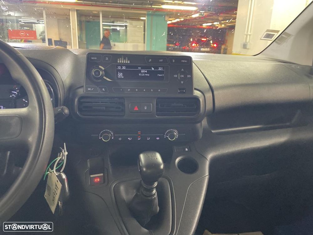 Citroën BERLINGO LONGA 3 LUGARES - 8