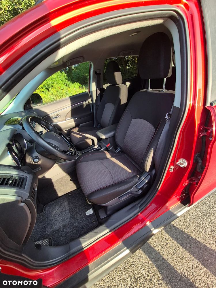 Mitsubishi ASX - 16