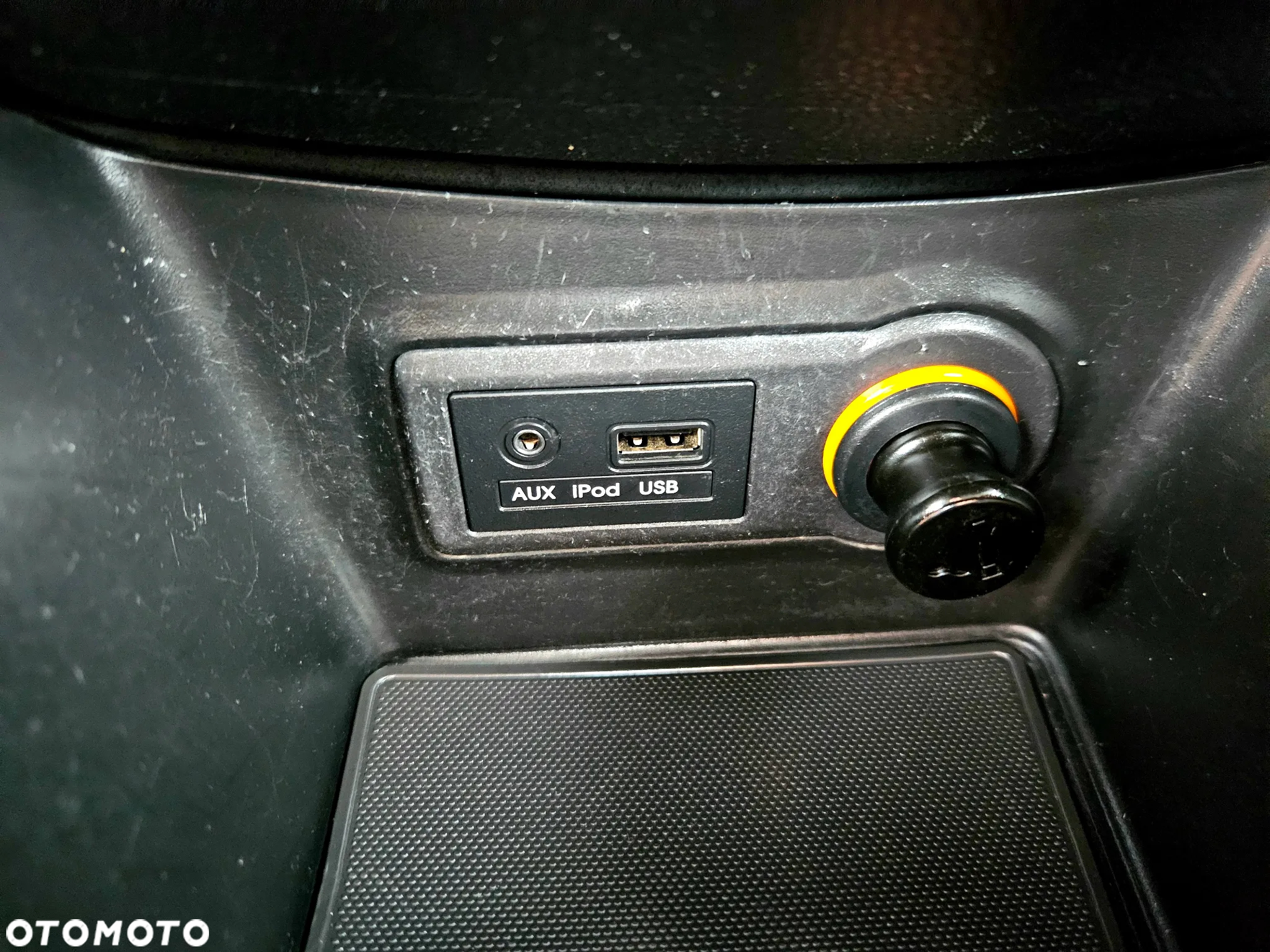 Kia Venga 1.6 CRDi 128 Fifa World Cup Edition - 36