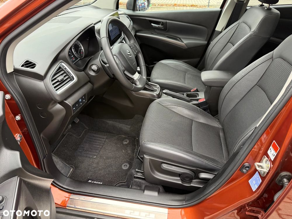 Suzuki SX4 S-Cross - 12