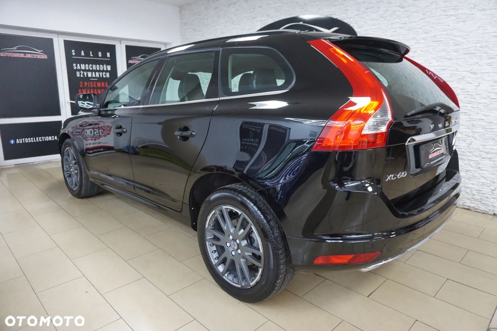 Volvo XC 60 D4 Geartronic Kinetic - 11
