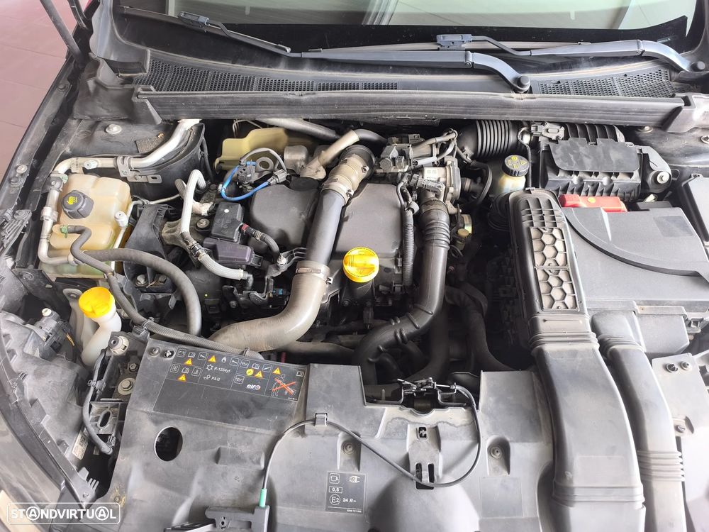 Renault Mégane Sport Tourer - 17