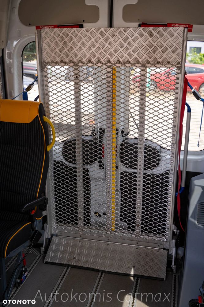 Ford Transit - 19