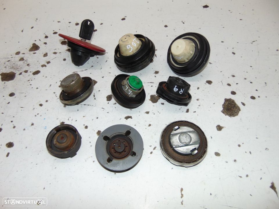 Antigos tampões de combustível - 8