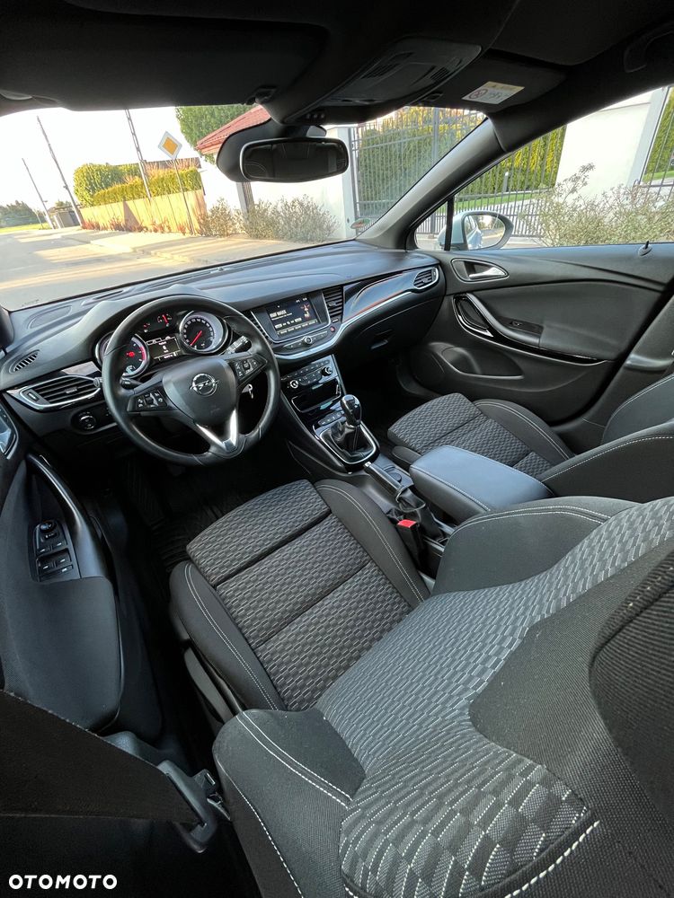 Opel Astra 1.4 T Elite - 4