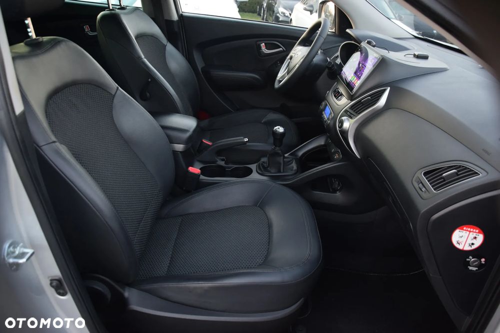 Hyundai ix35 2.0 2WD Style - 14