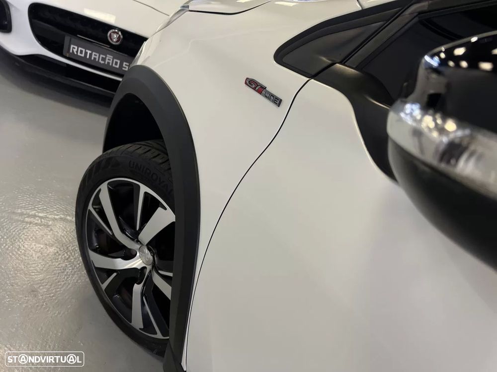 Peugeot 2008 1.2 PureTech GT Line - 44