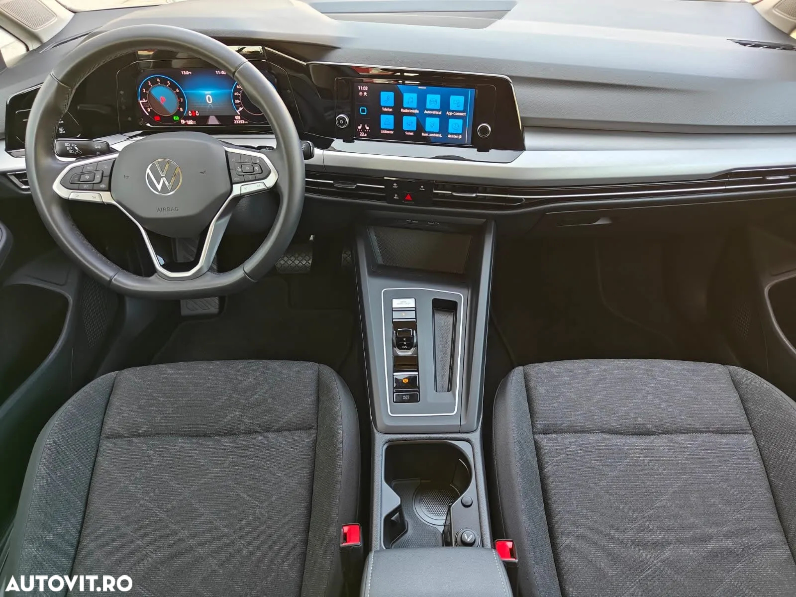 Volkswagen Golf 1.0 eTSI DSG MHEV Life - 7