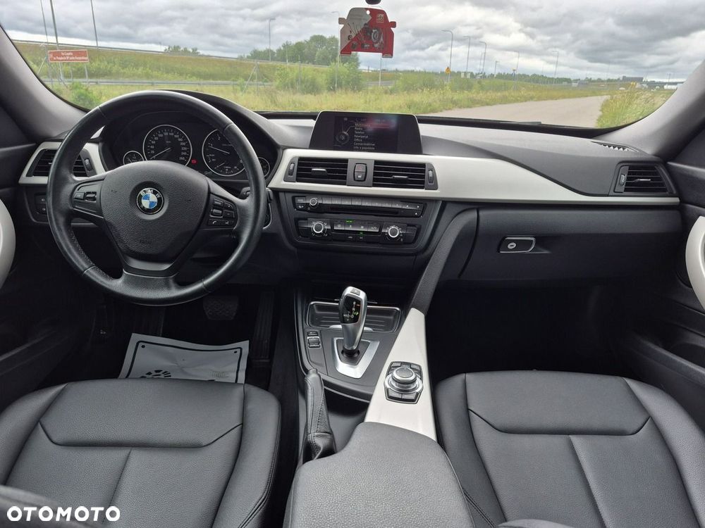 BMW 3GT - 12